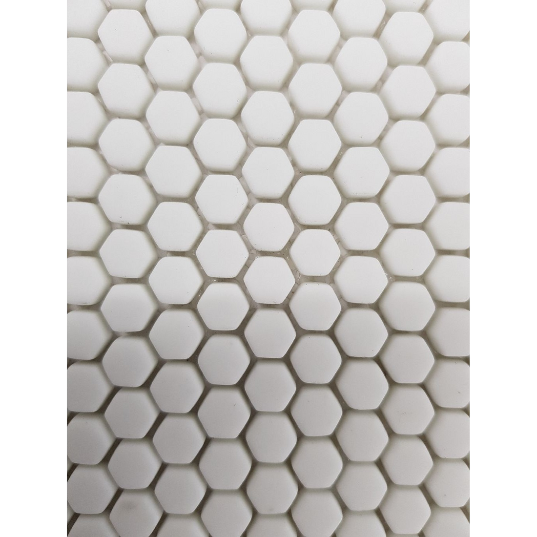 Buninyong Chalk Hexagon Mosaic Matt 60x100, tiles laid together