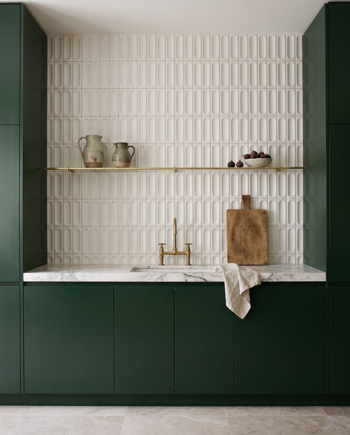 Confetto Bianco 3D Matt 50x150 tiles in a room