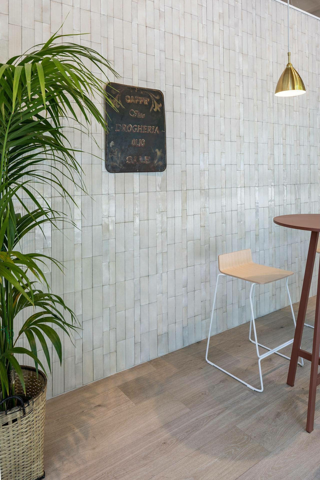 Risotto Natural Pleat Gloss 75x200 tiles