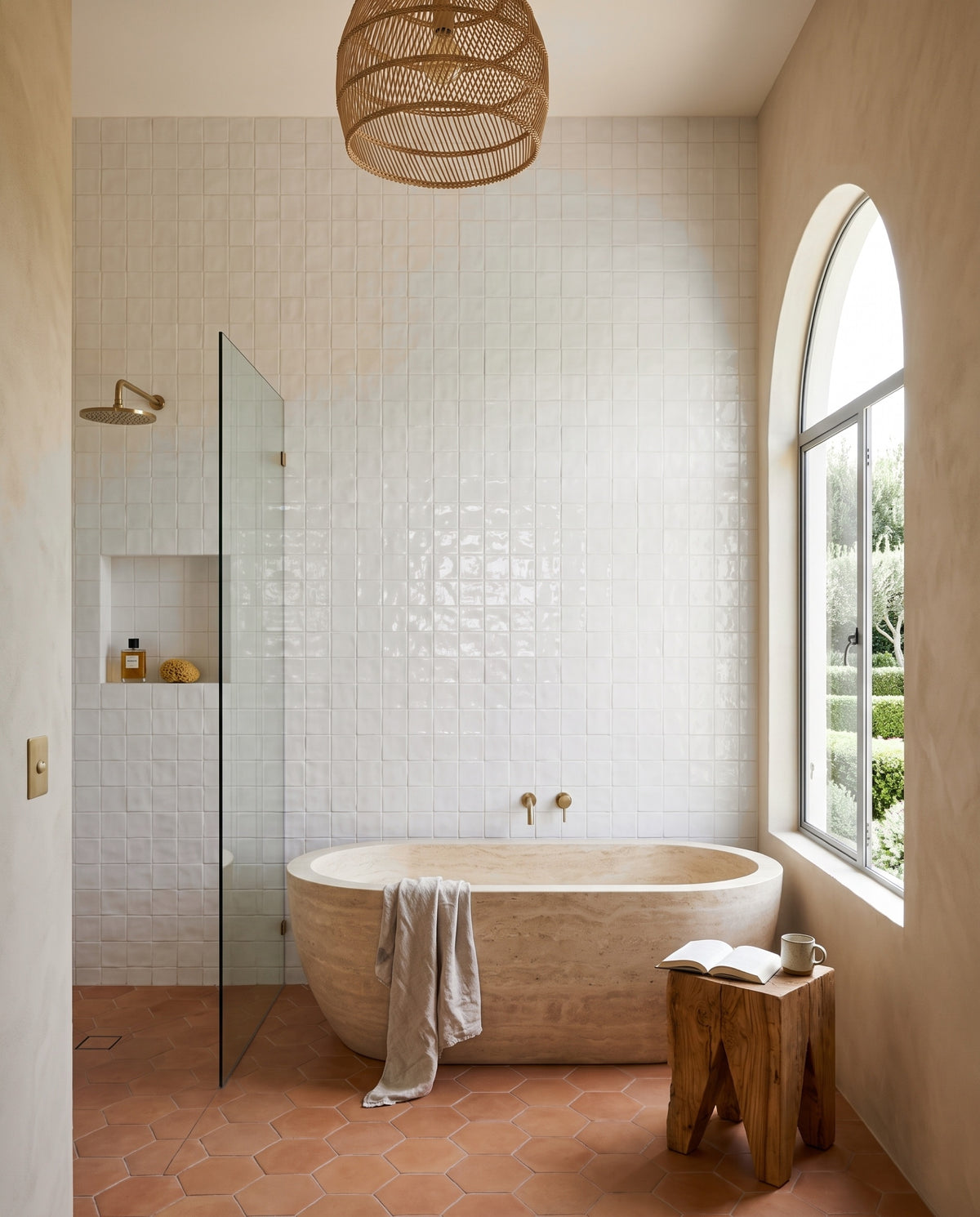 Blocchi Bianco Square Gloss 100x100 tiles in a room