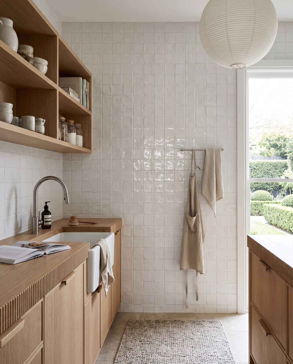 Blocchi Bianco Square Gloss 100x100 tiles in a pantry