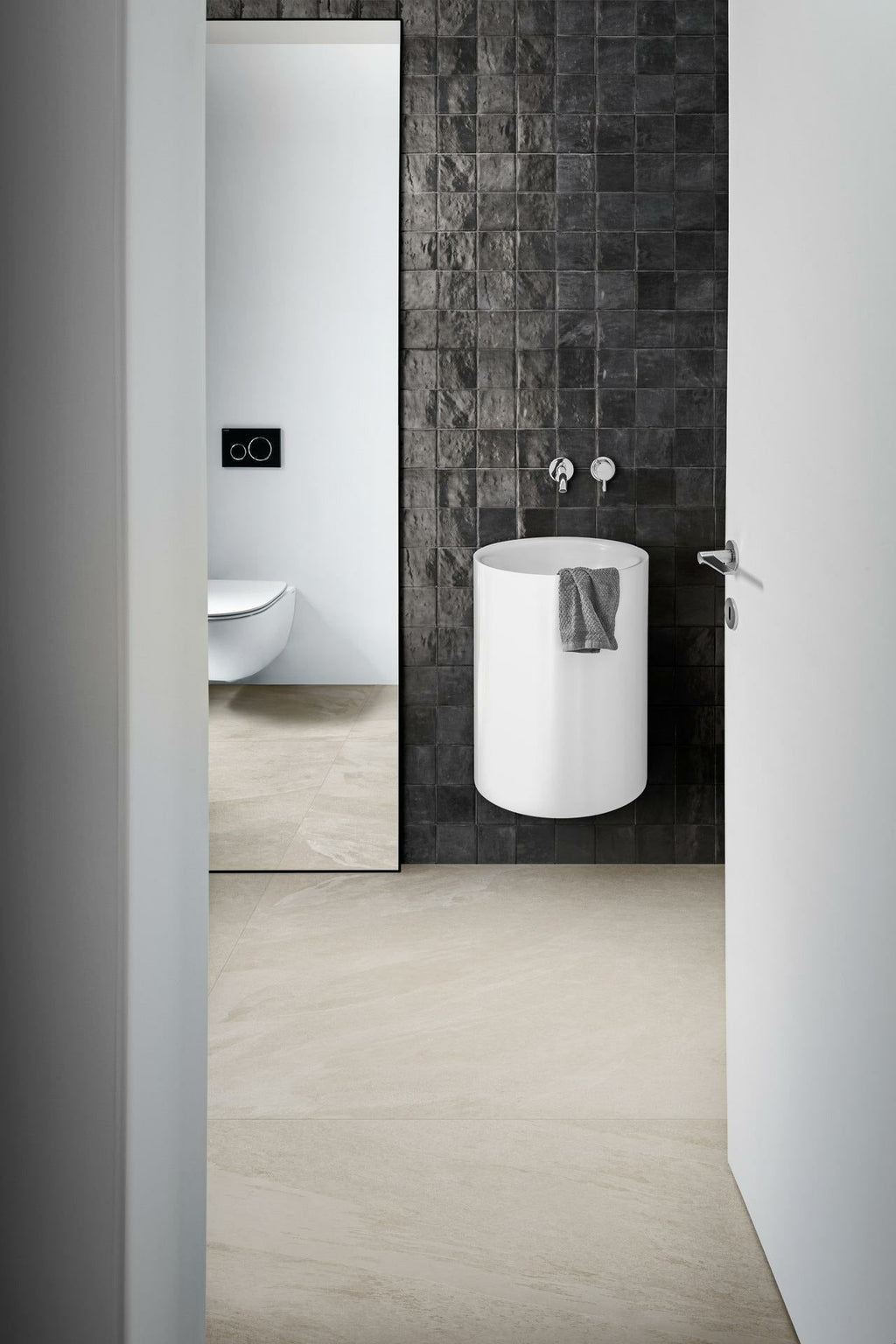 Bella Carbone Gloss 100x100 tiles