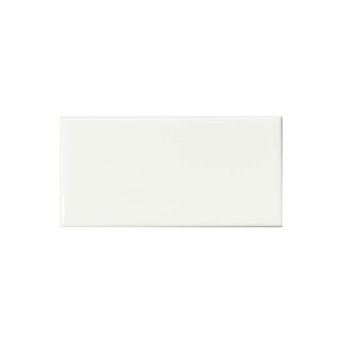 Bega White Cushion Edge Gloss 75x150 tile