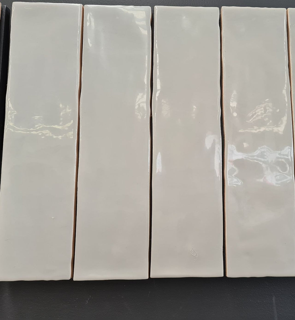 Hand Made New Dune Ash Gloss 75x300 tile