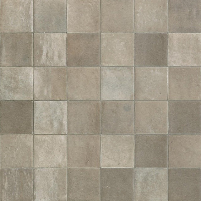 Bella Argilla Gloss 100x100, tiles laid together