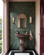 Blocchi Bracken Gloss 100x100 tiles in a powder