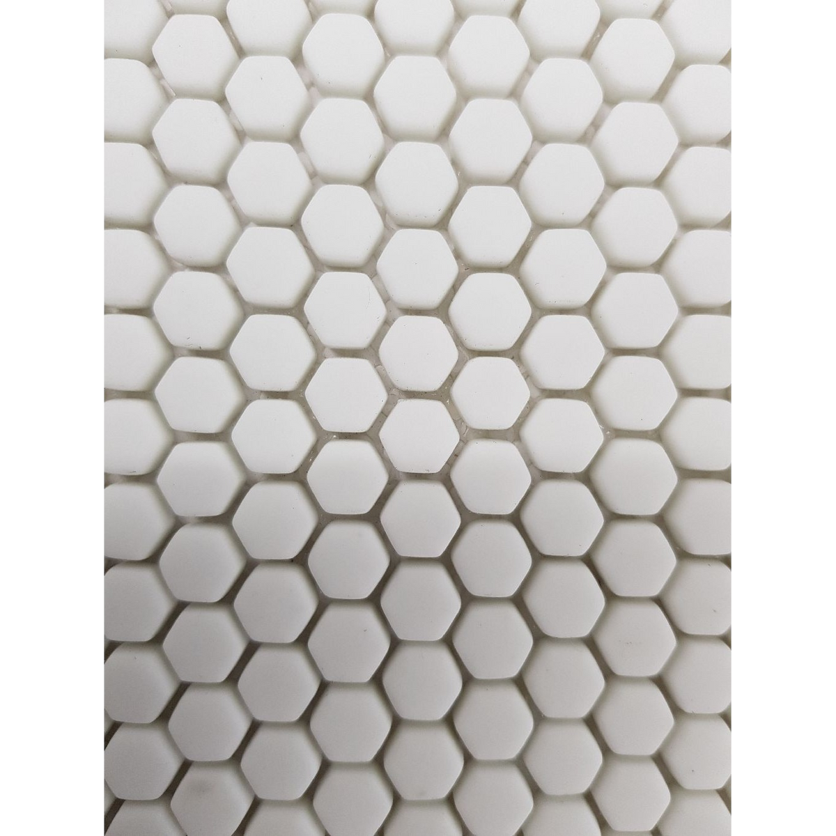 Buninyong Chalk Hexagon Mosaic Matt 60x100, tiles laid together