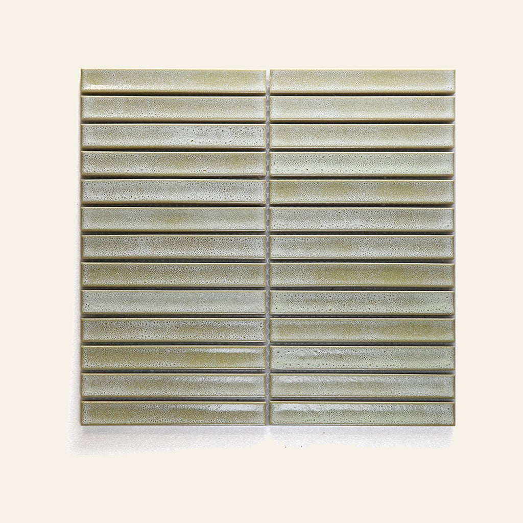 Concave Kuro Wheat Gloss 20x145 Finger Mosaic, true-scale swatch: 400 x 400 mm of wall at real size