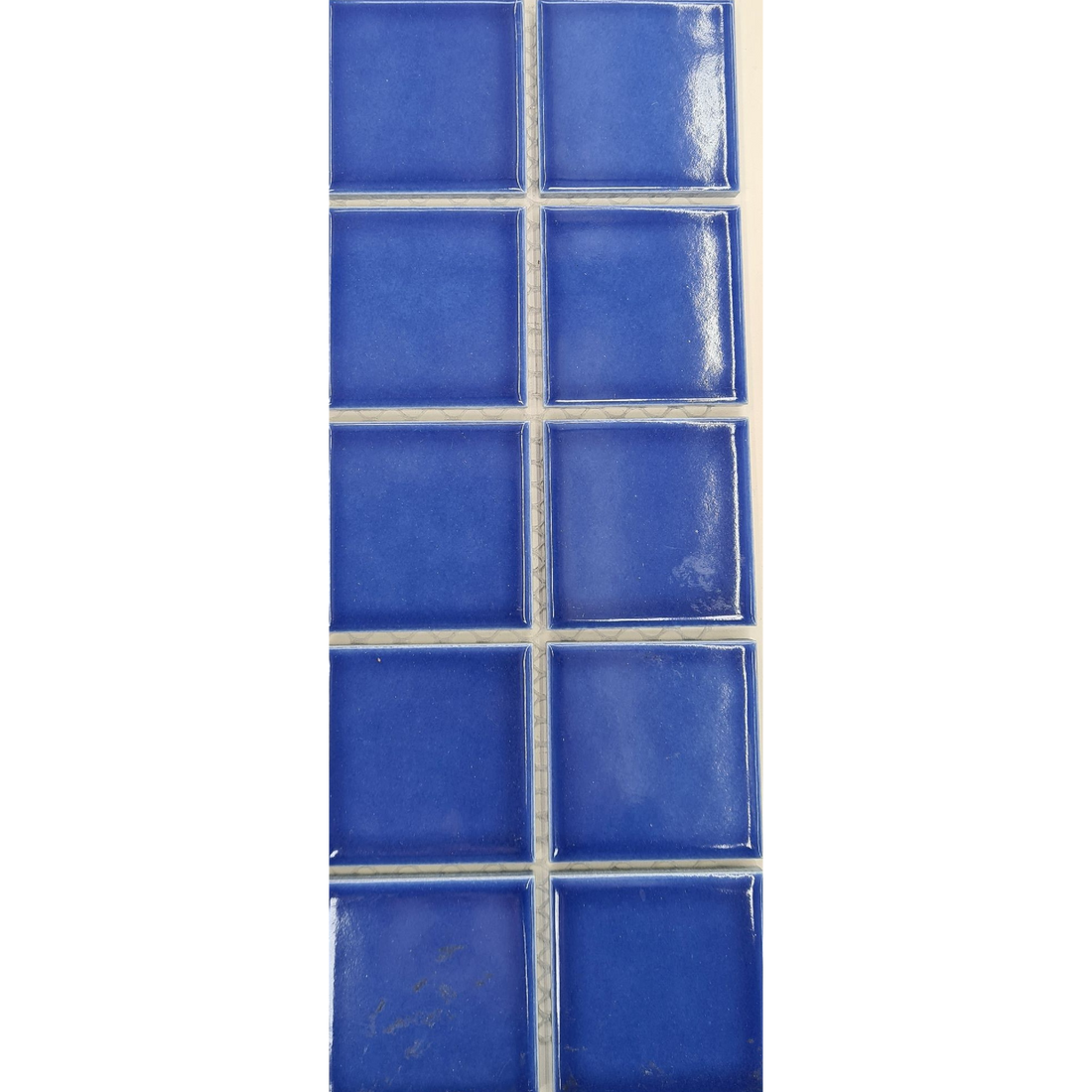 Ironbark Twilight Pool Mosaic Gloss 48x48, tiles laid together