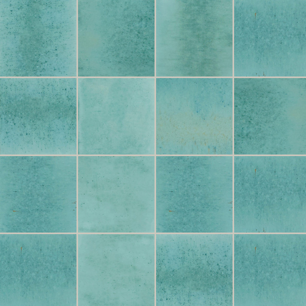 Luna Turquoise Gloss 100x100, true-scale swatch: 400 x 400 mm of wall at real size