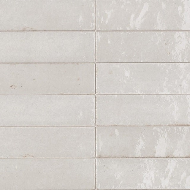Luna Ghost Gum Gloss 60x240, tiles laid together