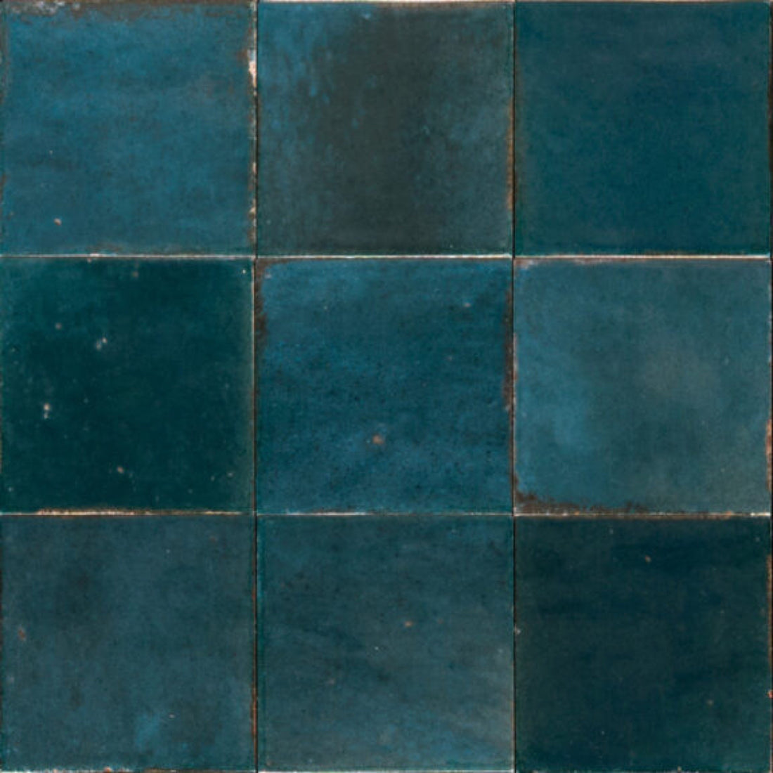 Luna Tidepool Gloss 100x100, tiles laid together