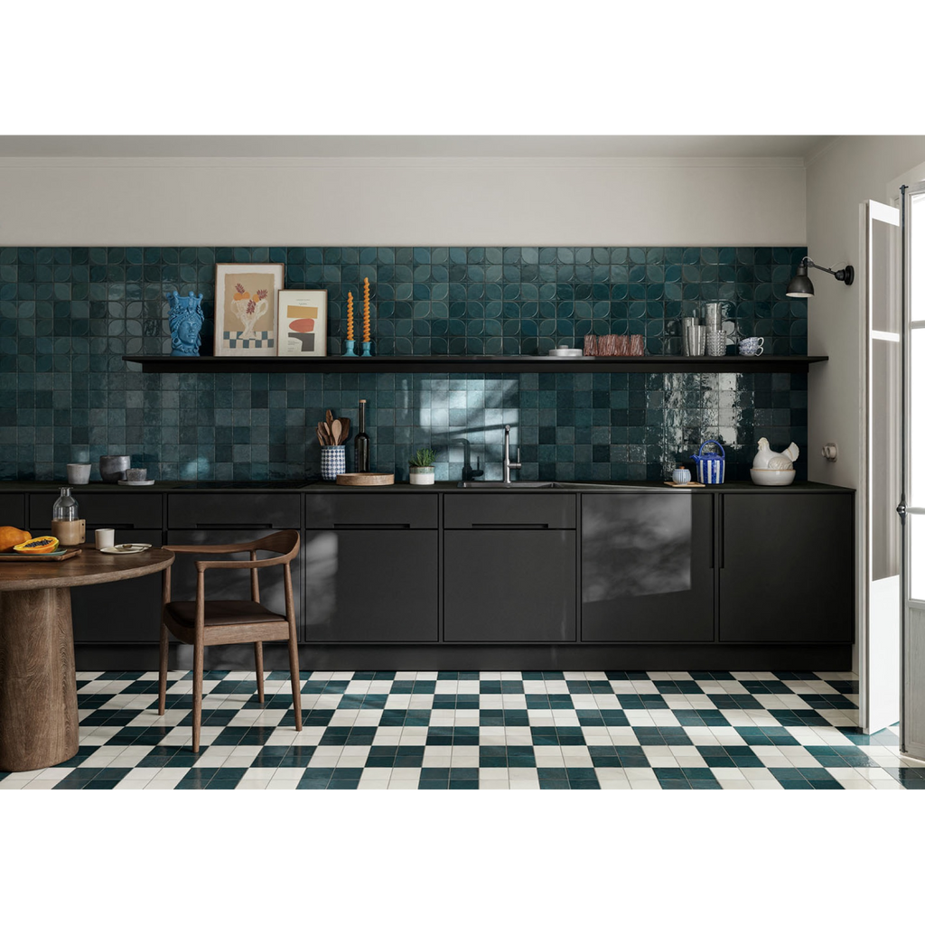 Luna Tidepool Gloss 100x100 tile