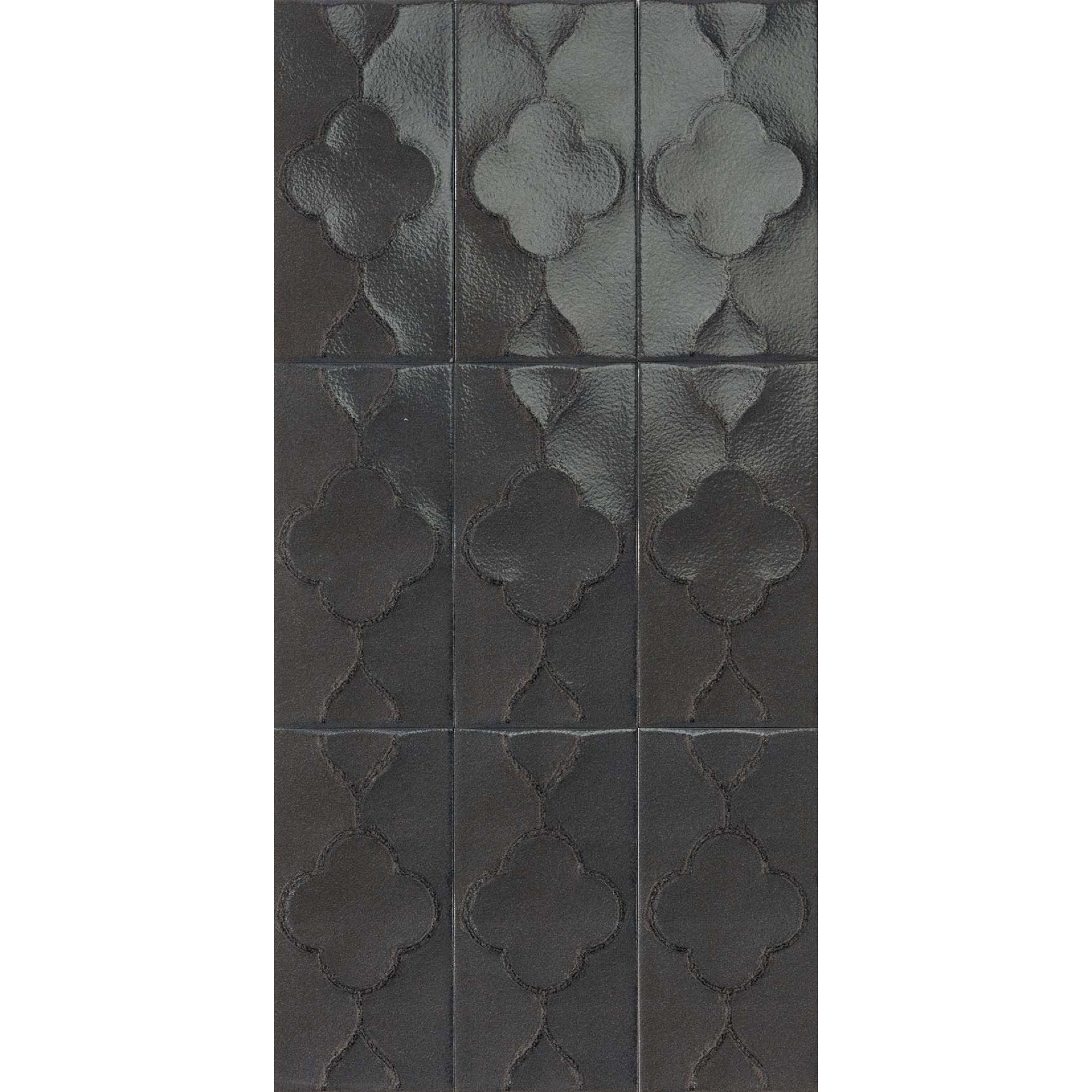 Taggerty Black Spur Trellis Glazed 125x250