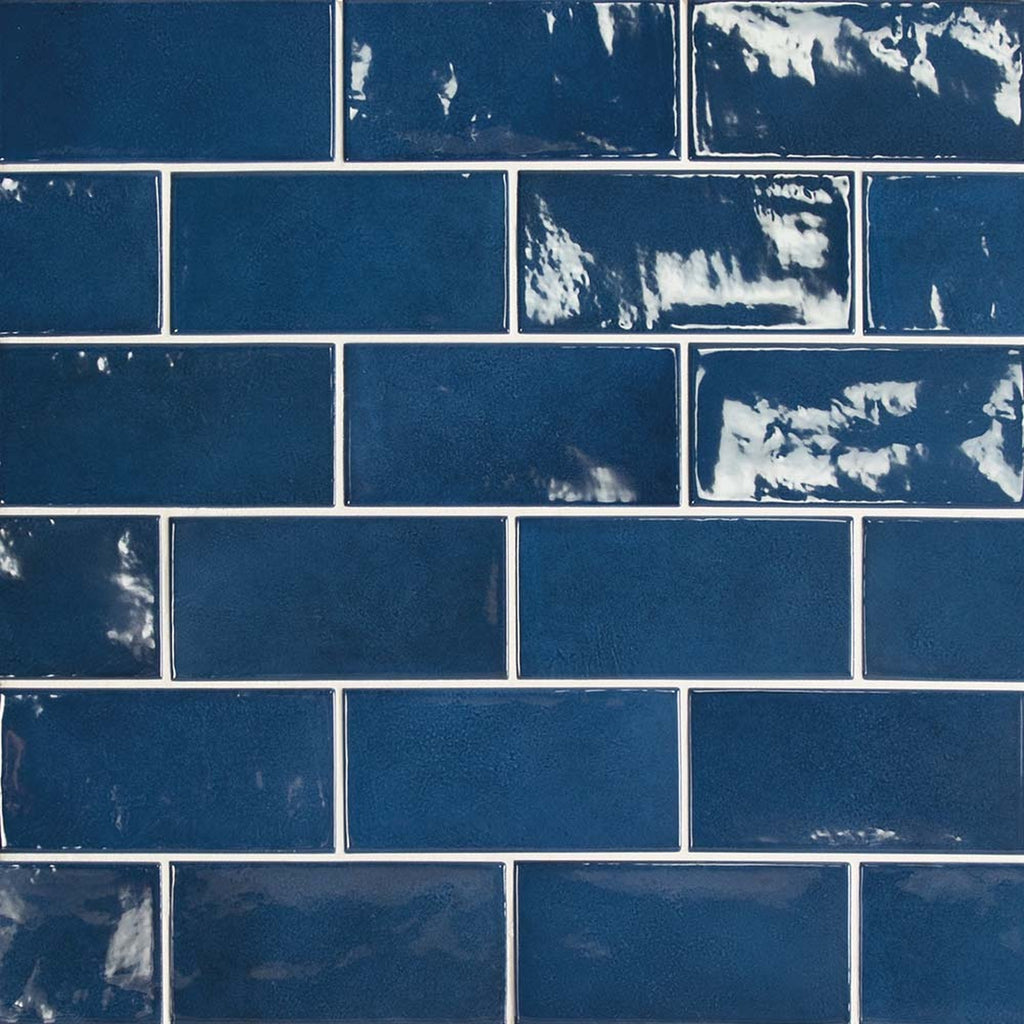 Town Royal Blue Gloss 65x200, tiles laid together