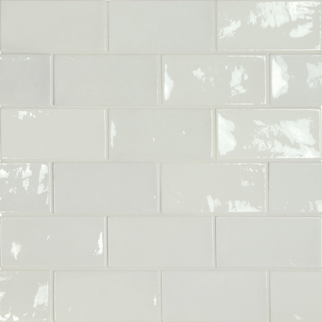 Town Surf Foam Gloss 65x200, tiles laid together