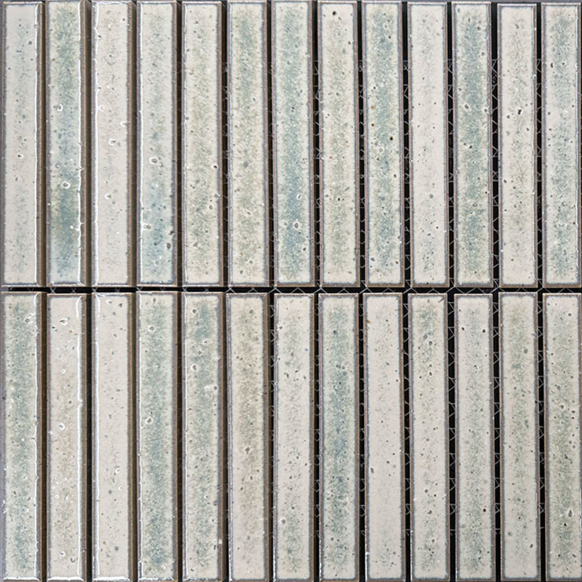 Walhalla Seagrass Finger Mosaic Gloss 20x145, tiles laid together
