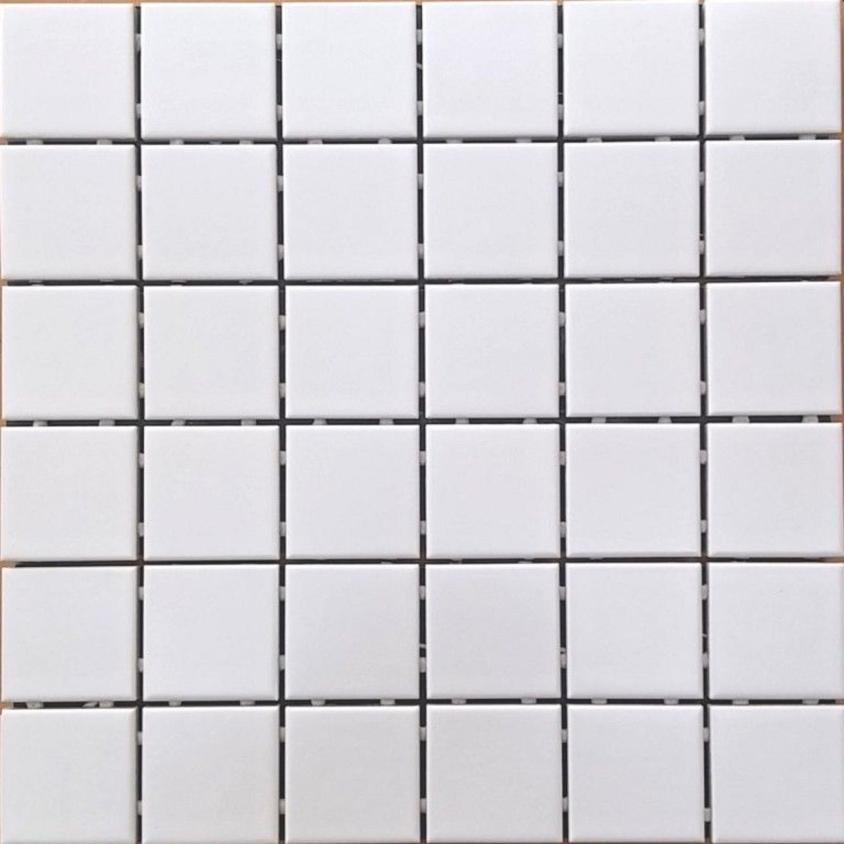 Waratah Whitecap Mosaic Matt 48x48, tiles laid together