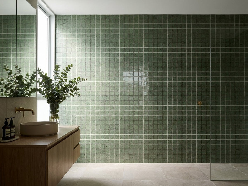 Blocchi Bosco Verde Square Gloss 100x100 tiles in a room