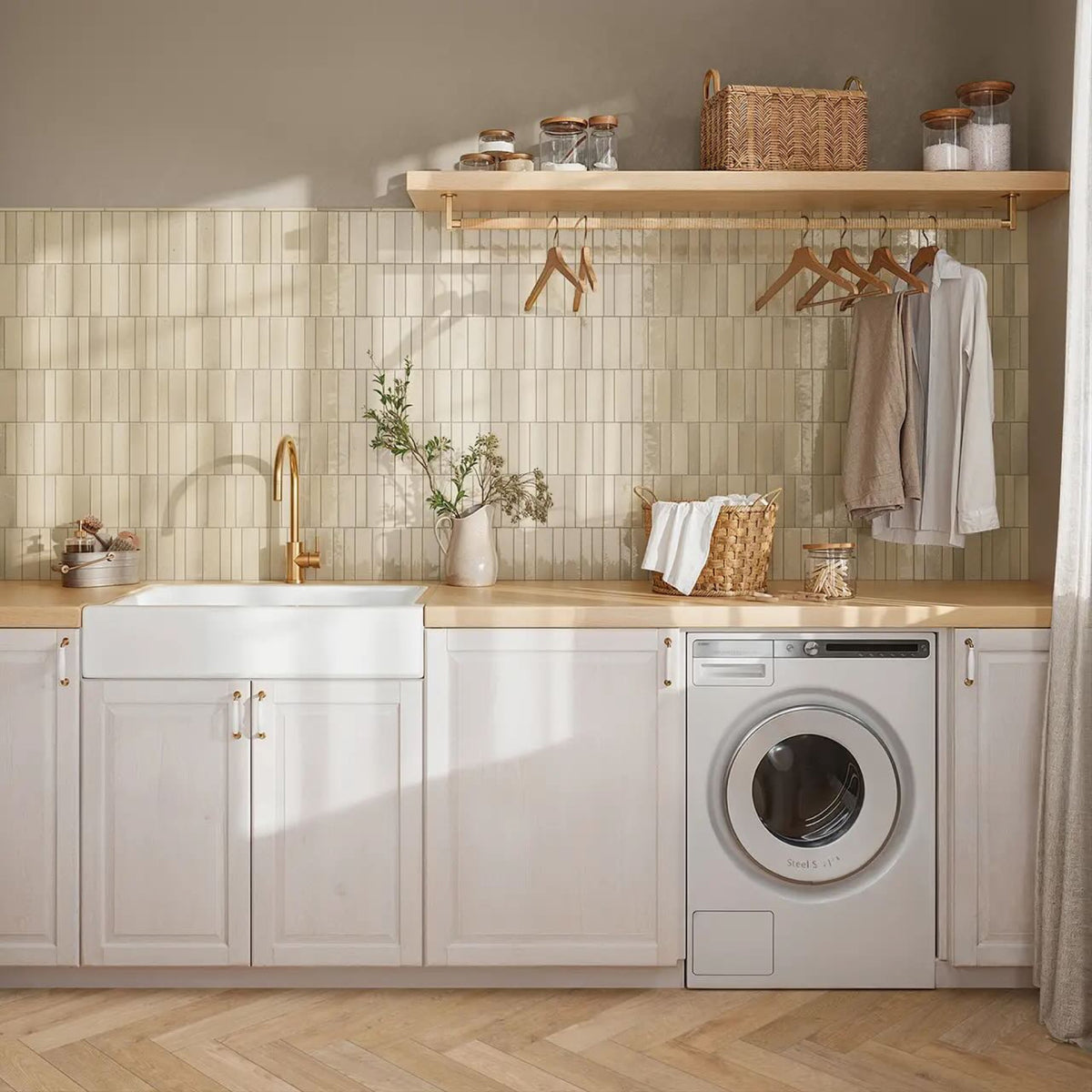 Sabil Vanilla Gloss 50x150 tile