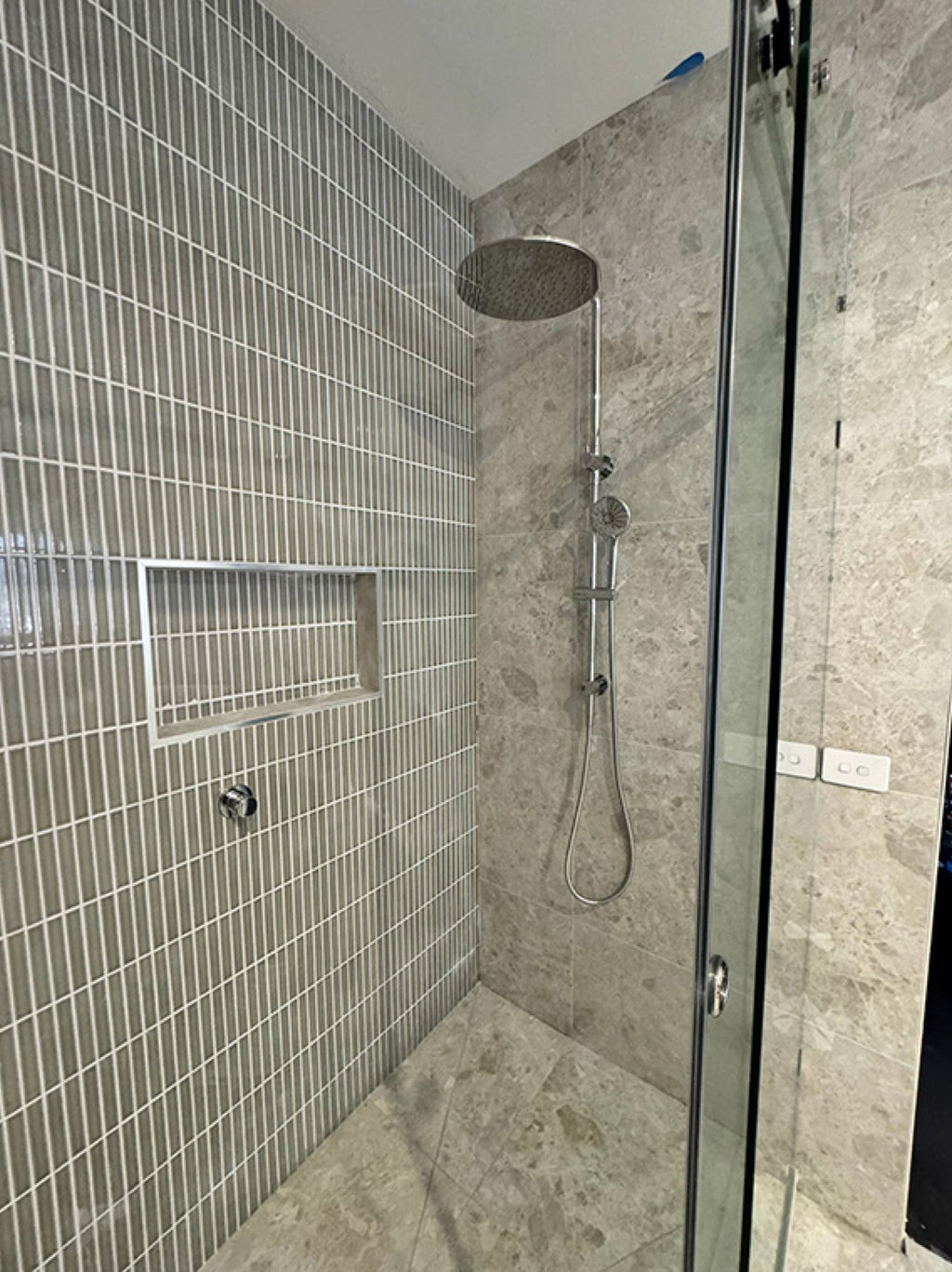 Wabisabi Finger Grey Glazed 22x147 Finger Mosaic tile