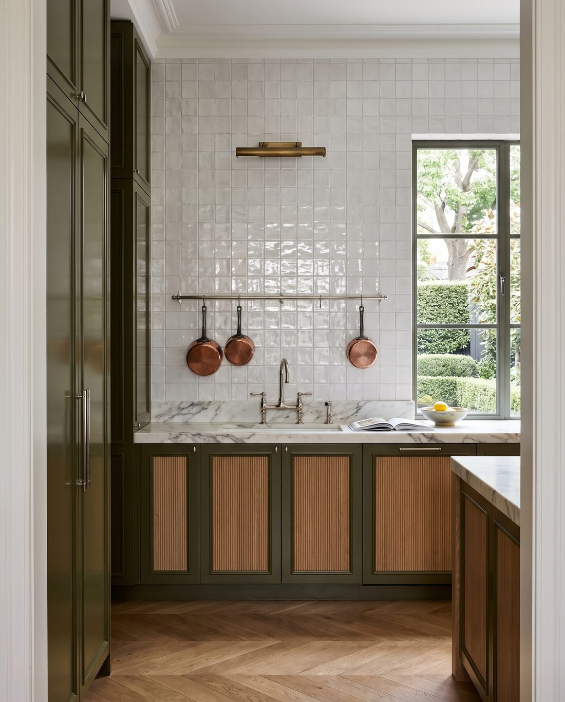 Blocchi Whitecap Gloss 100x100 tiles in a kitchen
